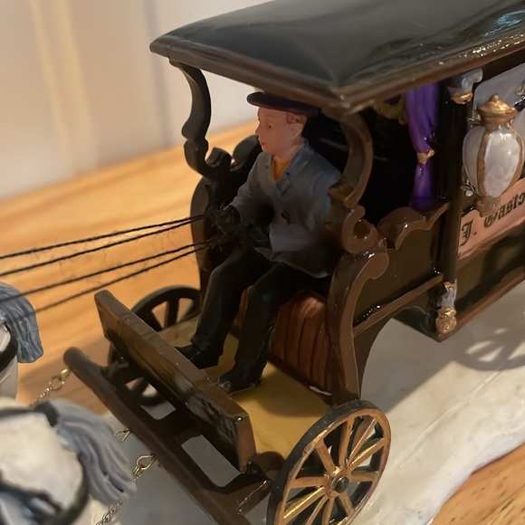 Vintage Lemax Halloween Spooky Town J Gaston Undertaker Horse and Carraige-EUC - Picture 11 of 17